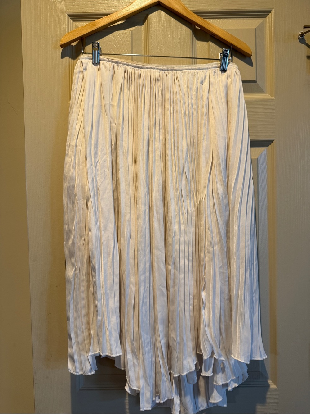 MELLODAY Ivory Pleated Waistband Skirt